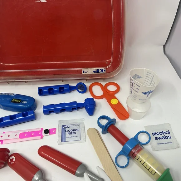 Vintage 28 PC Variety Medical Kit Doctor Dr Nurse Bag Play Set WOW